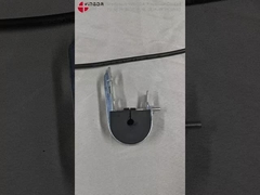 Clampada de plomo para cables ADSS con bandas montadas en postes