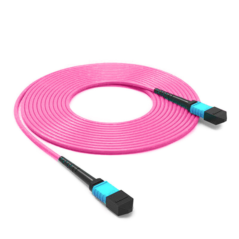 Últimos blogs de la empresa sobre Cables troncales y cables de parche MPO: componentes esenciales para los centros de datos modernos
