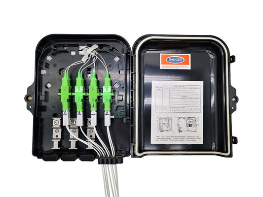 IP65 Caja de división de fibra óptica 3In 8Out Caja de distribución óptica exterior 1 8 Negro puerto de cable sin cortar