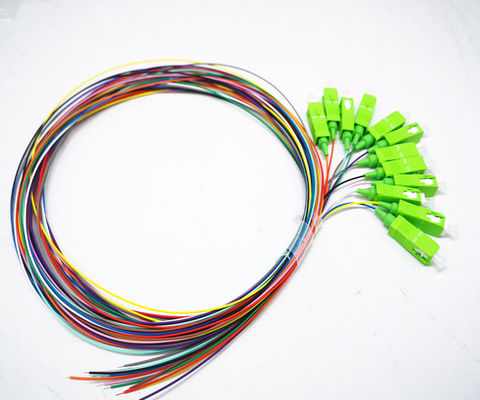 comprar Virola de cerámica óptica de las coletas LSZH 900um SM de la fibra del SC APC para la caja del divisor Fabricación en línea