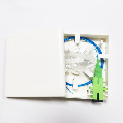comprar El 1 panel portuario del zócalo del SC APC de la caja de la terminación de la fibra óptica de FTTH con la coleta el 1.5m Fabricación en línea