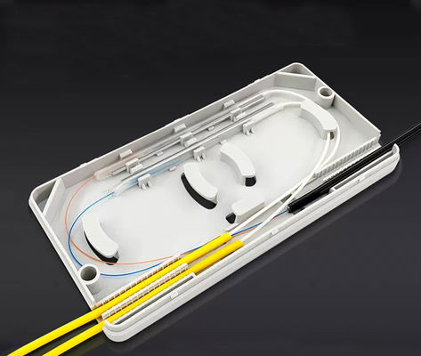 comprar Caja de terminación de fibra óptica de 4 puertos para empalme de cable y caja de protección Fabricación en línea