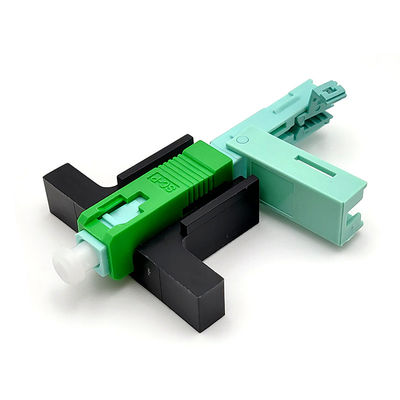 comprar la fibra óptica de cerámica del C-surco de 5G 0.2dB terminó el cable de descenso instalable en el campo del conector 2*3m m del SC APC Fabricación en línea