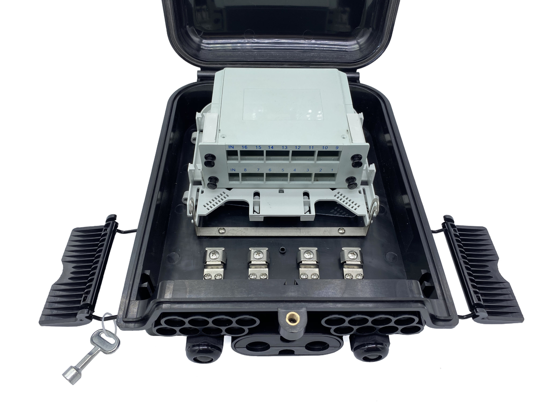 1x16 Splitter Fiber Optic Distribution Box 24 Core IP65 Waterproof