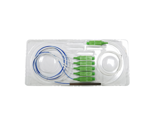 Precio de fábrica FTTH desequilibrado 1 * 5 Mini Tipo PLC Splitter SC Conector Fibra óptica de telecomunicaciones Energía para sistemas de red óptica